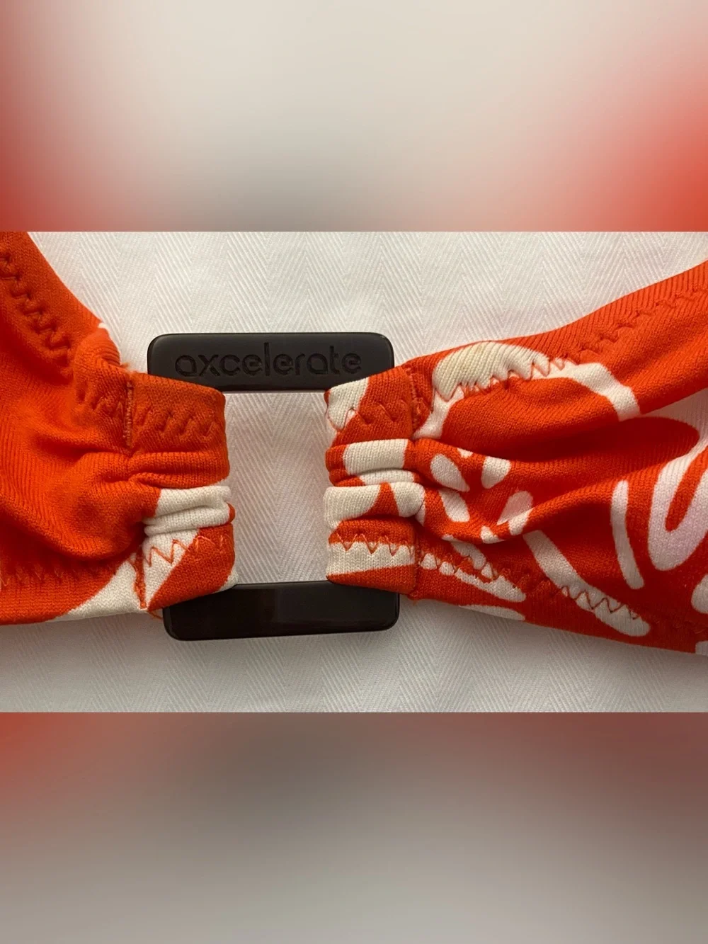 AXCELERATE SPEEDO ORANGE AND WHITE FLORAL RACERBACK UNDERWIRE BIKINI TOP